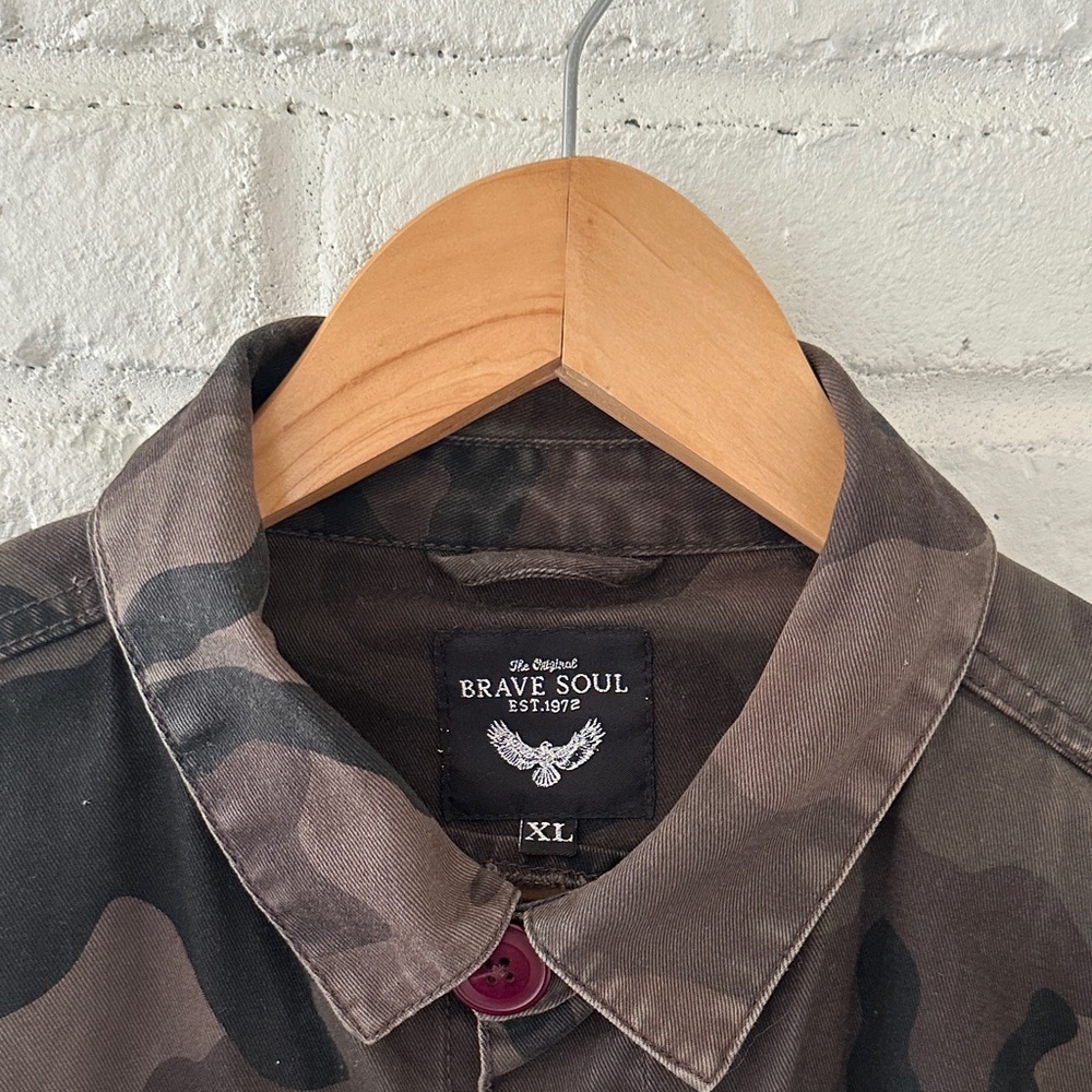 Brave Soul Camouflage Military Jacket with Red Accents - Picture 2 of 3